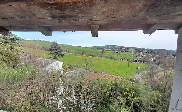 RUSTICO- Piozzano paese (CP005)